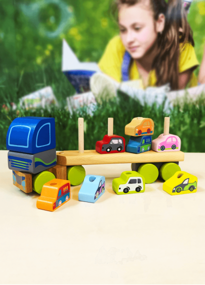 Kamion druri me makina (12 elementë)